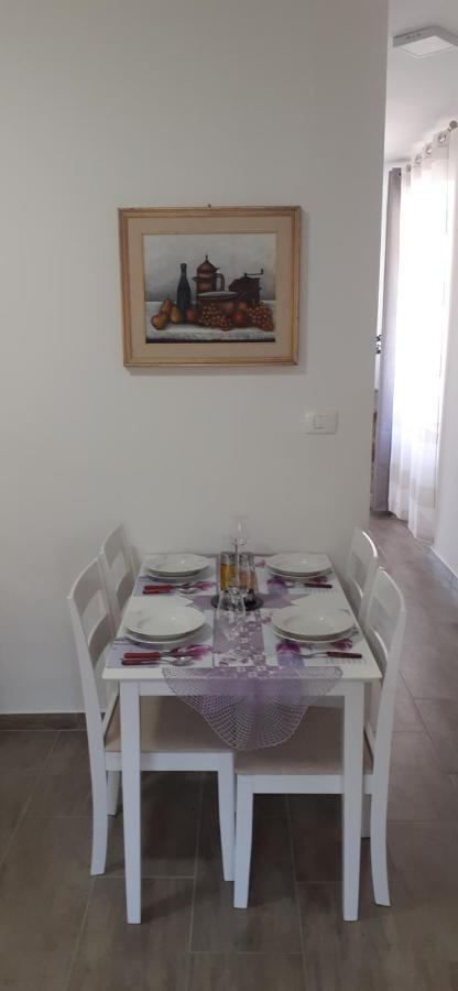 Apartments Villa Sandi 이졸라 외부 사진